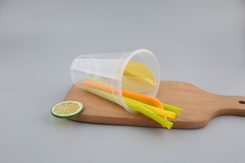 Plastic Cup Story 00005