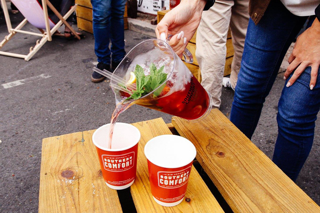 Elevate Your Brewery Marketing: The Power of Seasonal Branded Cups